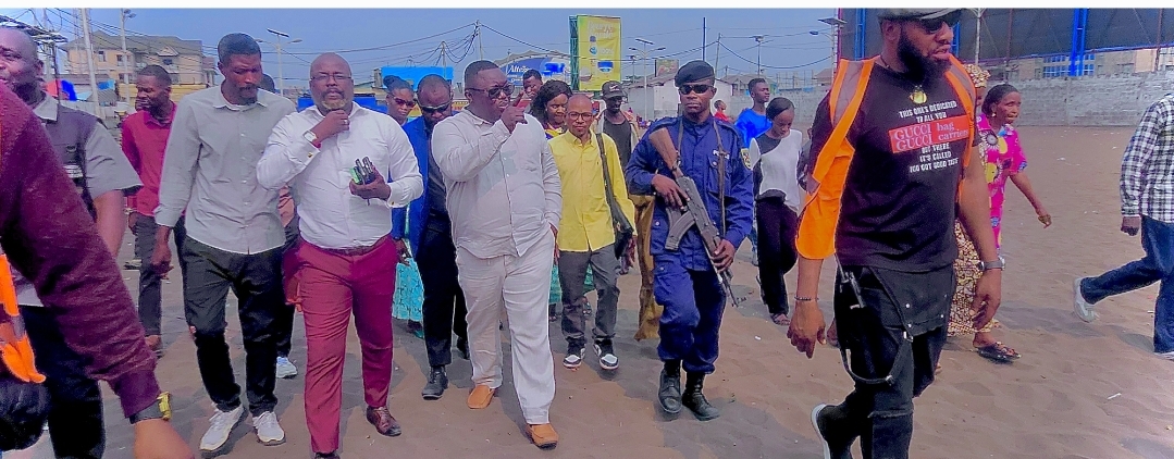 📍 TERRAIN MUNICIPAL DE LA TSHANGU  Le Président National de la Force Populaire des Démocrates (FPD), l’Honorable Aubain Mukanu, était hier au Terrain Municipal de la Tshangu pour une visite